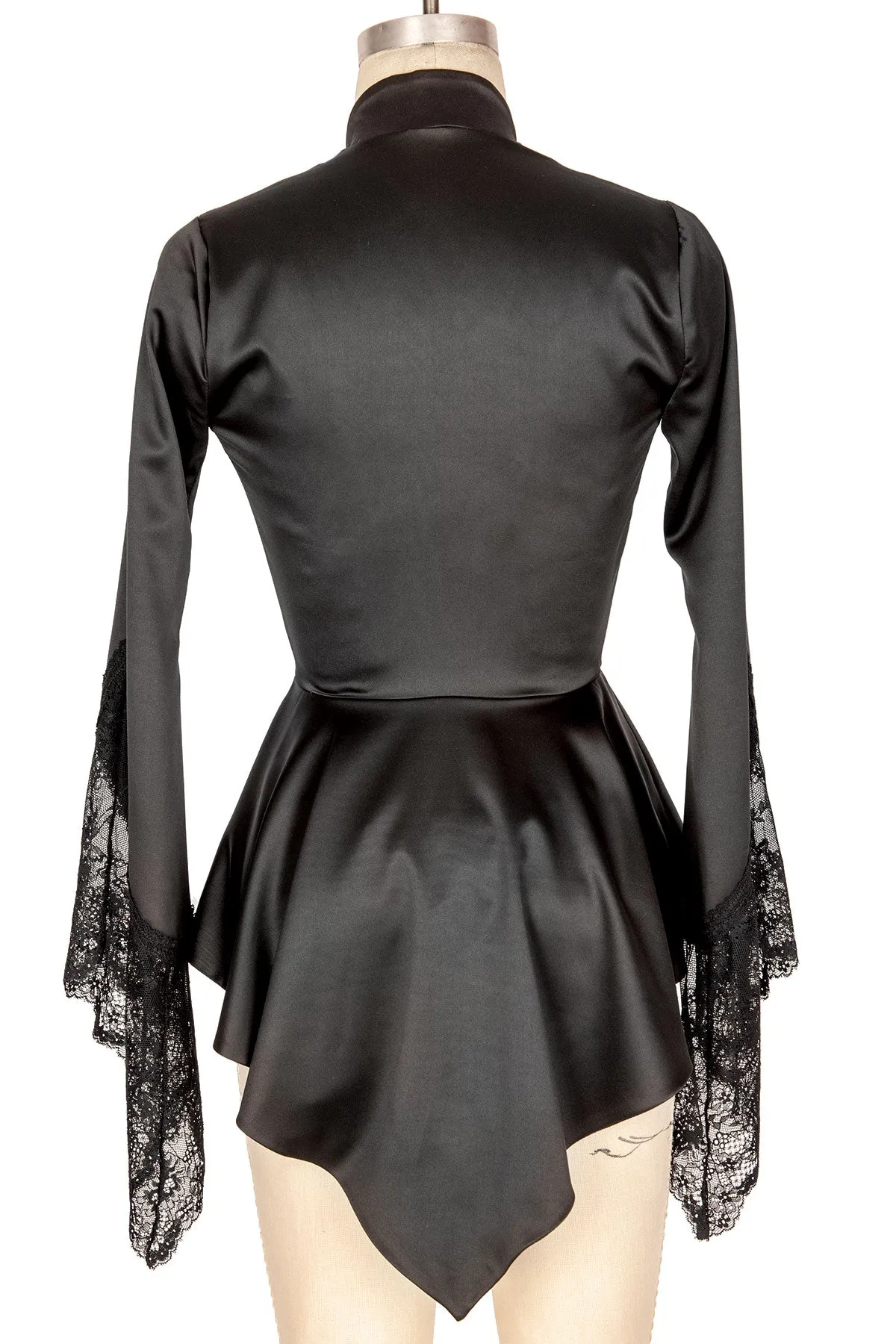 Grace Short Robe with Lace Sleeves