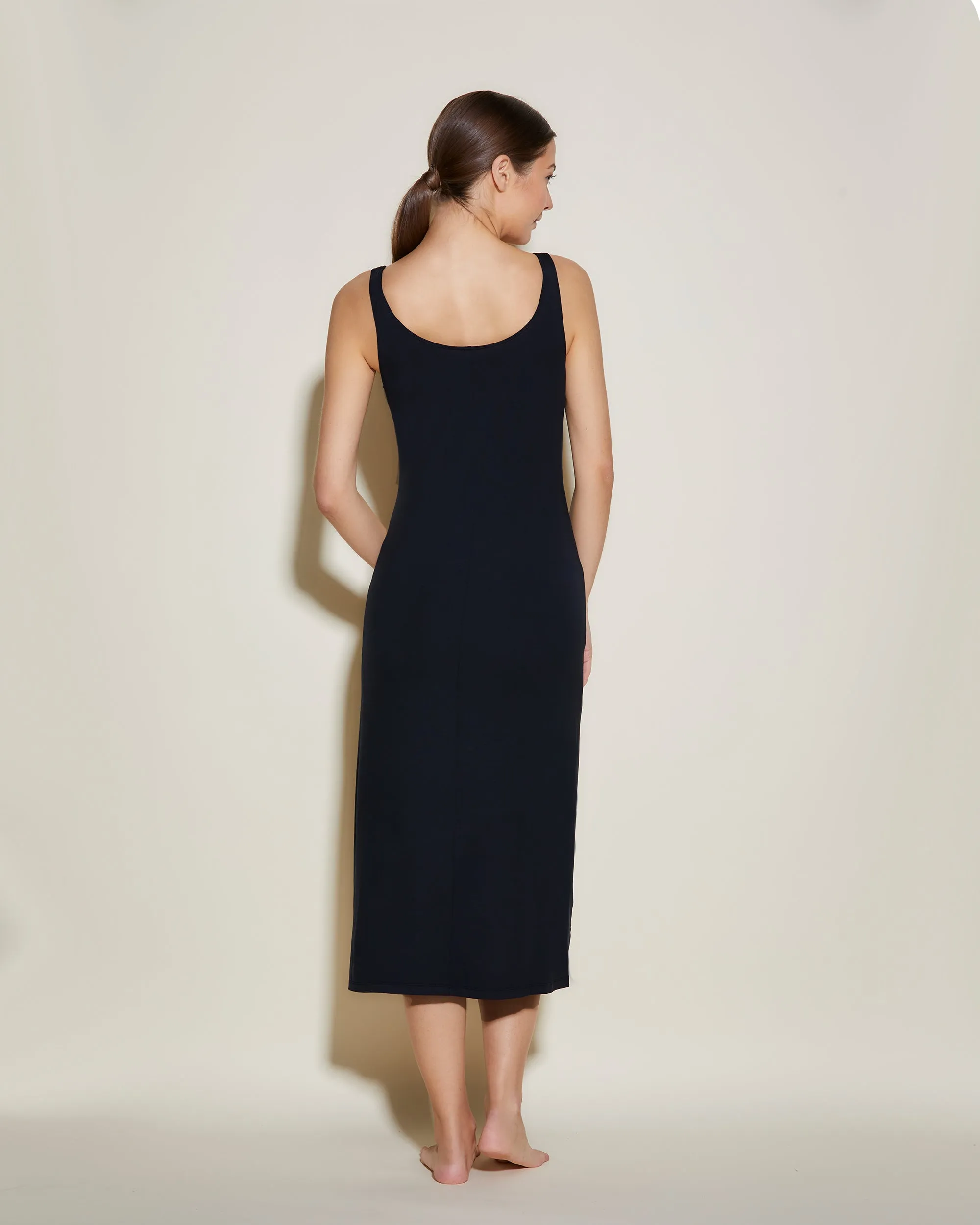 Robe Fendue Sur Le Côté